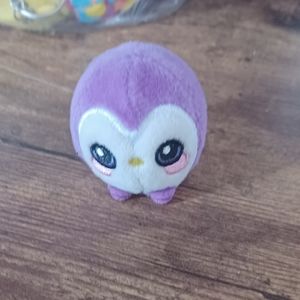 Pikmi Pops Surprise Scented Plushie beanie keychain